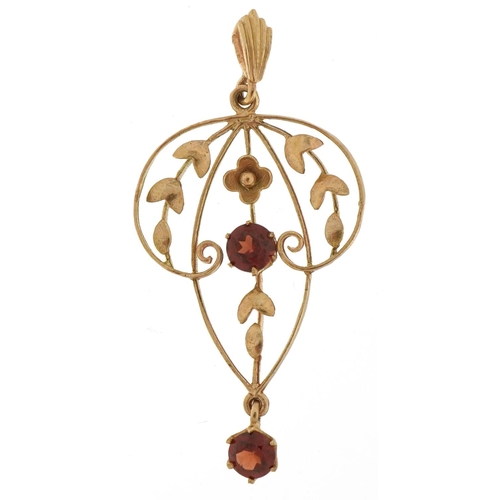 3160 - Edwardian yellow metal garnet openwork pendant, 4.5cm high, 2.1g