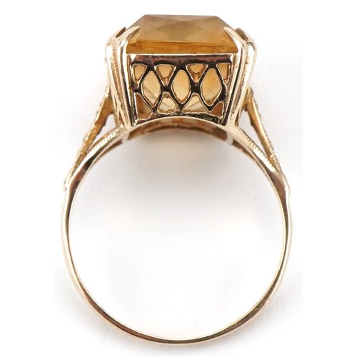 3118 - 9ct gold and citrine rectangular cut dress ring, size O/P, 4.5g