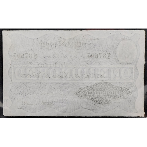 2186 - Peppiatt Bank of England London 15th February 1935 white one hundred pound note, serial number 470 8... 