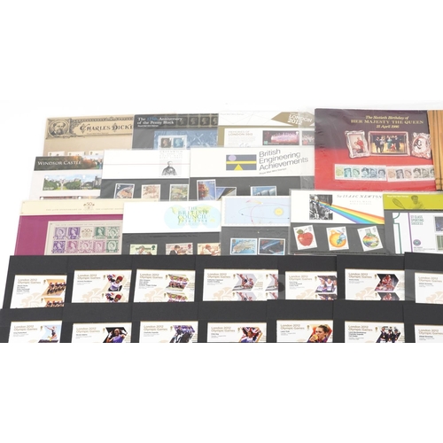 2284 - Large quantity of presentation packs to include The London 2012 Olympic games