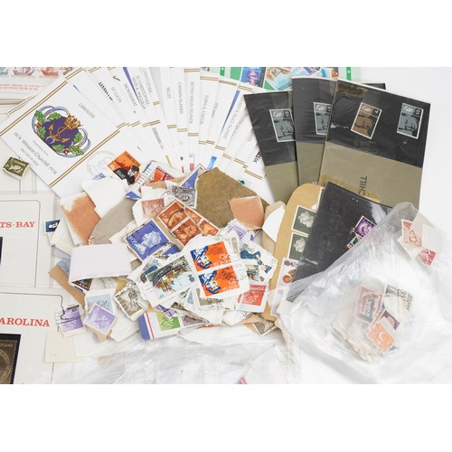 2295 - British and world stamps including gold stamp replicas