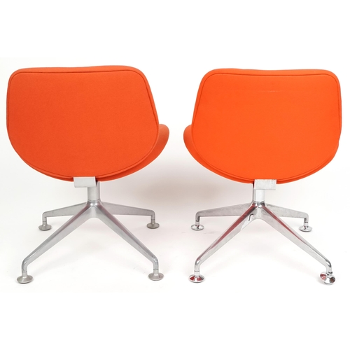 1022 - A pair of Orangebox Track-01 ergonomic lounge chairs, 79cm H x 60cm W x 60cm D.