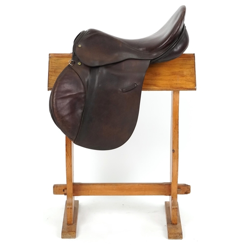 1162 - A Kiln Saddlery Ltd 17 inch brown leather saddle.