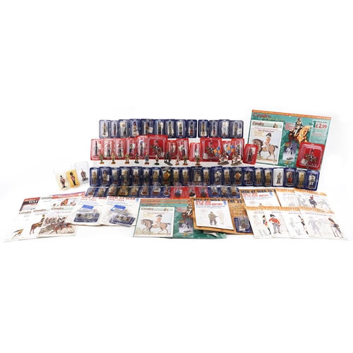 2528 - A large collection of Del Prado hand painted lead military figures, many in sealed blister packs.