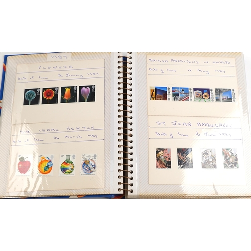 2245 - A large quantity of British decimal presentation packs and loose mint stamps, the majority set in fo... 