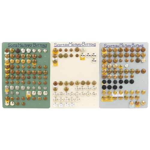 2514 - A collection of Scottish military interest uniform buttons including The Royal Company of Archers Th... 