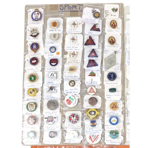 2345 - A large collection of vintage and later sporting and bowling badges including Speedway, cricket, cur... 