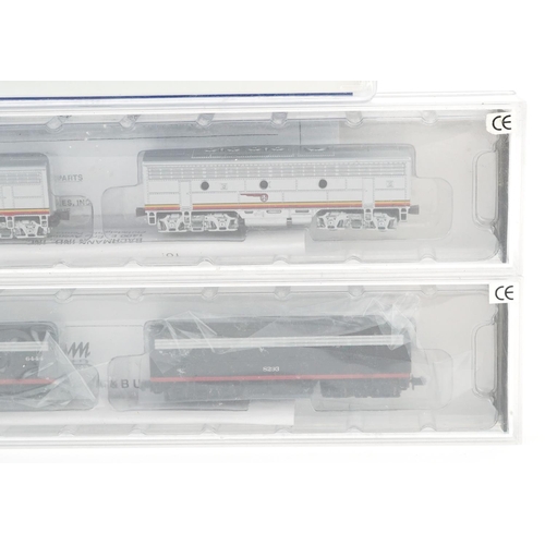 1246 - Two Bachmann N scale Spectrum 'The Master Railroad Series' trains and tenders, South Pacific and San... 