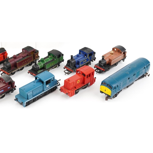 1266 - A collection of railway locomotives including Hornby R052, Tri-ang R52 and a Minitrix 12024 with box... 