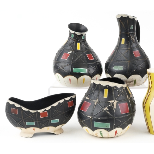 1465 - A Group of three Brentleigh Ware Lorca Jugs and bowl together with a seven mid century pottery items... 