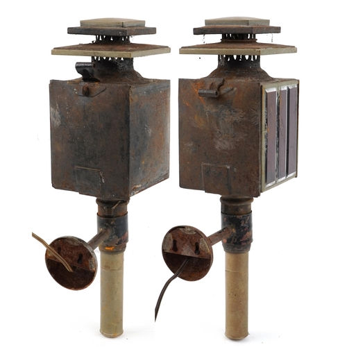 1524 - A pair of Victorian horse carriage lights, each 43cm high.