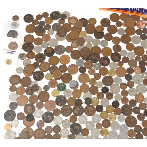 2188 - A quantity of 19th century and later British and world coinage to include pennies, farthings and hal... 