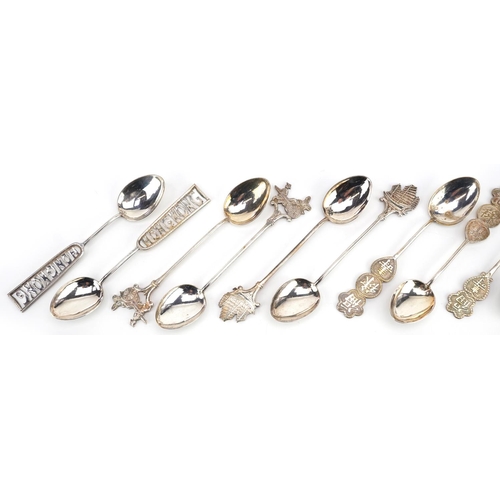 498 - Twelve Chinese silver teaspoons, each approximately 11cm in length, total 103.0g