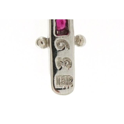 3022 - An 18ct white gold ruby line bracelet, total ruby weight approximately 3.21 carat, 17cm in length, 7... 