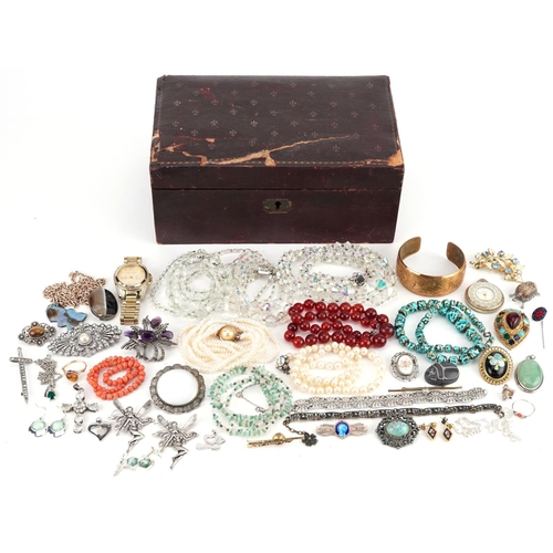 3343 - Antique and later jewellery, some silver, including crystal necklaces, carnelian necklace, Michael K... 