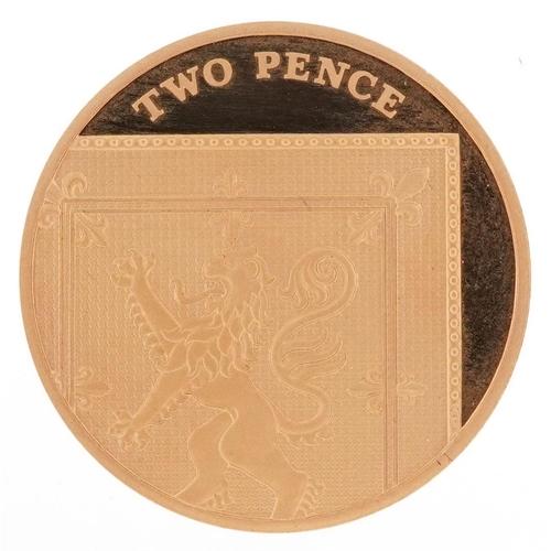 3373 - Elizabeth II 2015 gold two pence coin, 14.0g