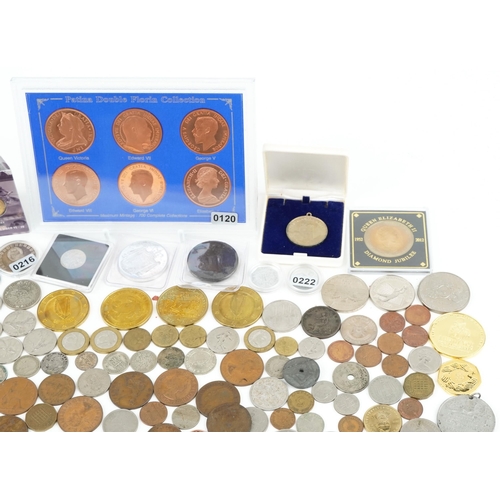 2130 - British and world coins including silver examples to include a patina double florin collection in a ... 