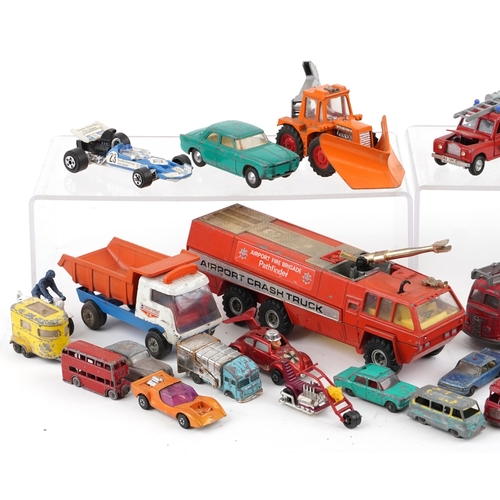 1320 - A small collection of diecast model vehicles to include Corgi, Major, Matchbox and Dinky Supertoys.