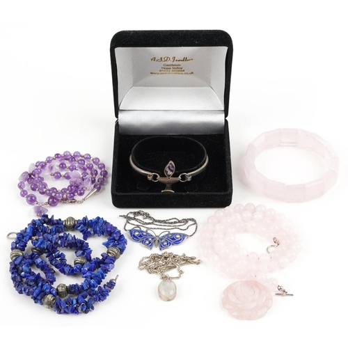 3334 - Polished stone jewellery including amethyst necklace, rose quartz necklace, enamelled butterfly neck... 