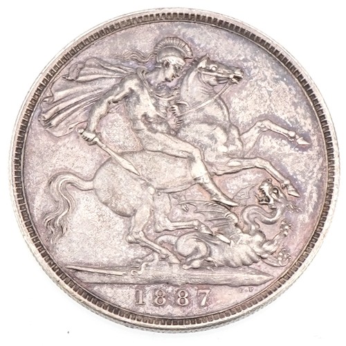 2046 - A Queen Victoria 1887 Jubilee silver crown in very fine condition.