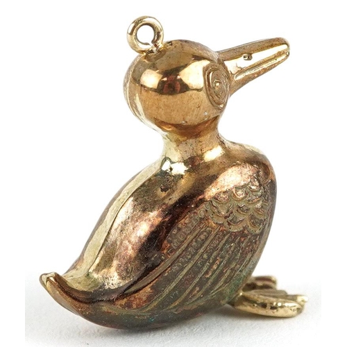 196 - A 9ct gold charm in the form of a duck, 2.7cm high, 2.2g.