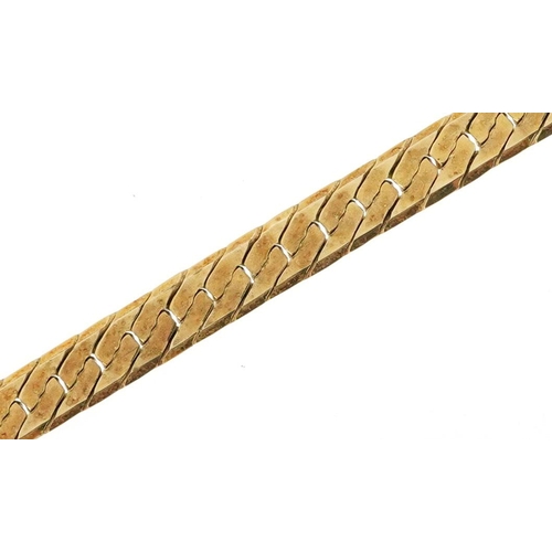 179 - A 9ct gold I LOVE YOU flattened S link bracelet, 18cm in length, 3.2g.