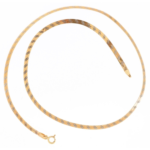 287 - A 9ct two tone gold flattened link necklace, 40cm in length, 3.2g.