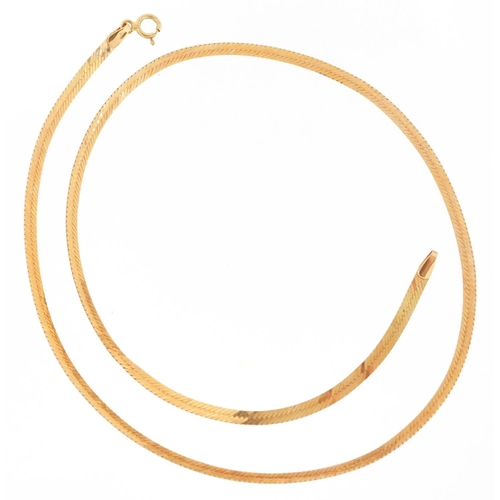 287 - A 9ct two tone gold flattened link necklace, 40cm in length, 3.2g.