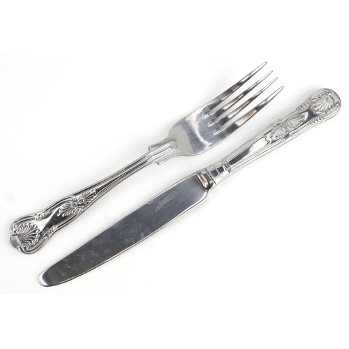 710 - A Viners canteen of silver plated and stainless steel cutlery, the canteen 34.5cm wide.