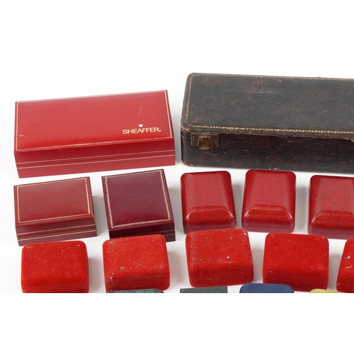 2580 - A collection of vintage and later jeweller's jewellery boxes including James Walker, F. Hinds, H. Sa... 