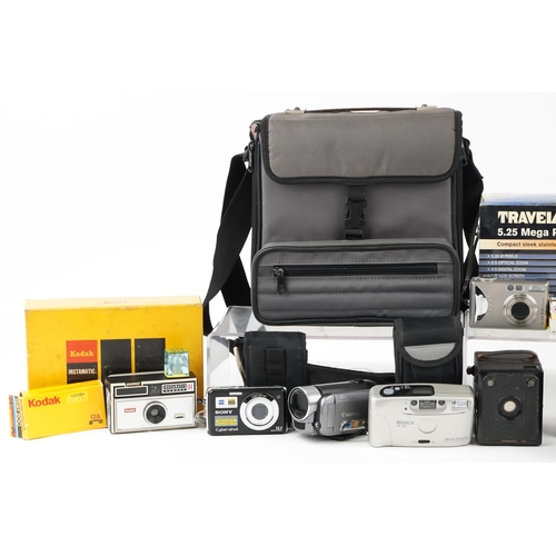 485 - Vintage and later cameras, lenses and accessories including Canon EOS 750, Zeiss Ikon Baldur and Son... 