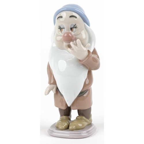 748 - A Lladro figure of Snow White dwarf - Sleepy, 15cm high, with box, the box numbered 07539.