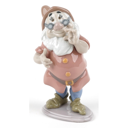 752 - A Lladro figure of Snow White dwarf - Doc, 16.5cm high, with box, the box numbered 07533.