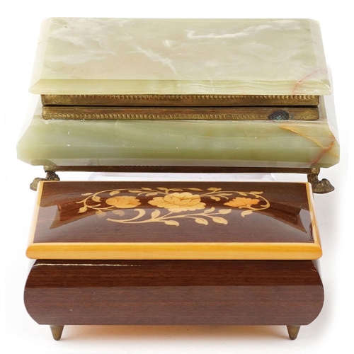 1294 - A mixed group of collector's items to include a green onyx cigarette box, a plated ice bucket, coppe... 