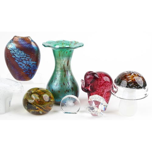 1296 - A group of various 20th century glassware items including two iridescent glass vases, the largest 16... 