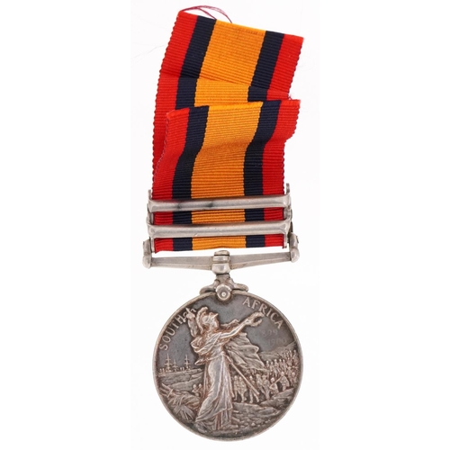 677 - A British military Queen Victoria South Africa medal awarded to 78655 DVR.J.MC MURRAY R.H.A., with P... 