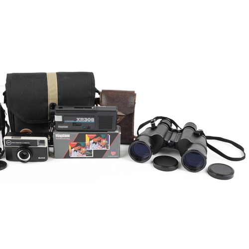 483 - Vintage and later cameras and binoculars including AGFA, Billy-Clack and Olympus Trip 35.