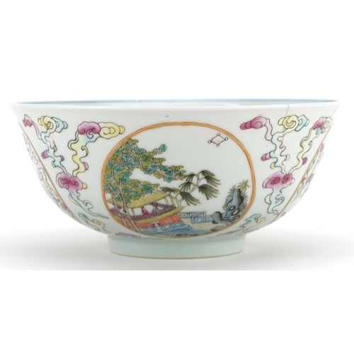 47 - A Chinese porcelain footed bowl, the interior hand painted in blue and white with figures, the exter... 