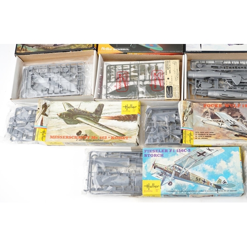 572 - A collection of 1:72 scale Heller model collector's kits including DH 89 Dragon Rapide, Lockheed L-7... 