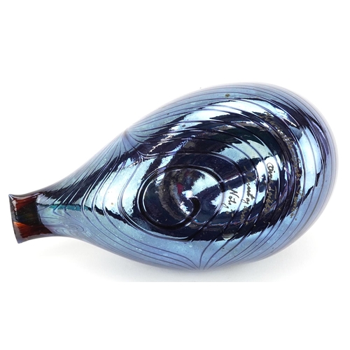 1205 - A mid 20th century Iittala Nuutajärvi, Finland, art glass model of a bird, boxed.