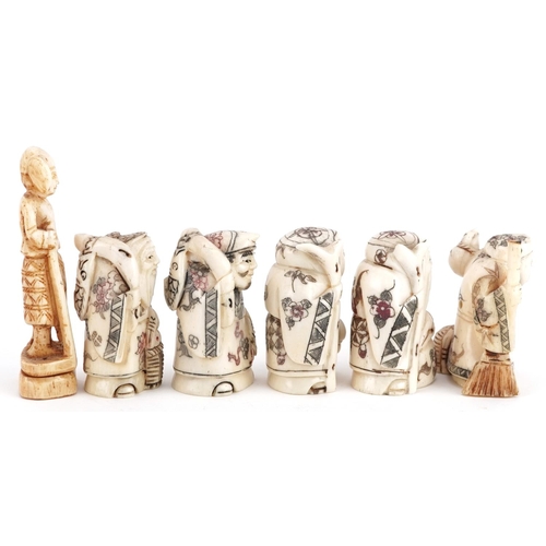 1207 - Five Chinese carved bone netsuke figures and one other, the largest 8cm high.