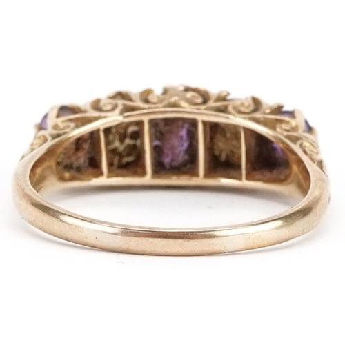 172 - An antique style 9ct gold amethyst and opal five stone ring, size T, 3.6.