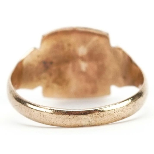 191 - A 9ct gold engraved signet ring, size L, 1.8g.