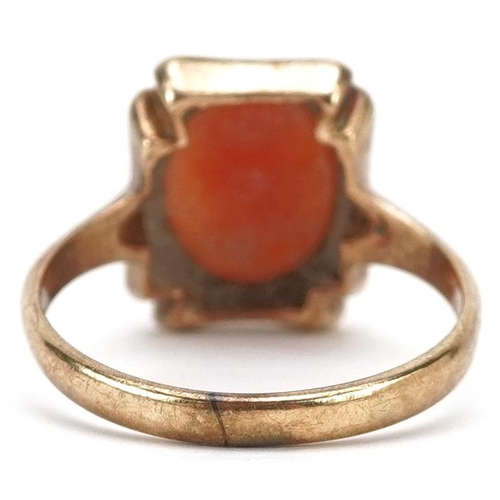 383 - An 9ct gold cameo shell ring carved with a maiden head, size L, 2.8g.