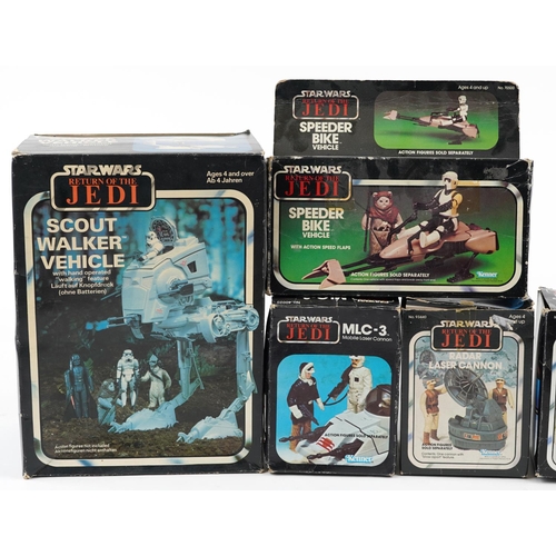 586 - Six vintage 1980s Star Wars Return of the Jedi collectable figures comprising a Scout Walker Vehicle... 