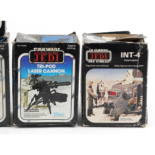 586 - Six vintage 1980s Star Wars Return of the Jedi collectable figures comprising a Scout Walker Vehicle... 