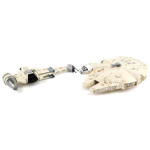 582 - Two vintage 1980 Star Wars Return of the Jedi collectables comprising a B-Wing Fighter vehicle and a... 