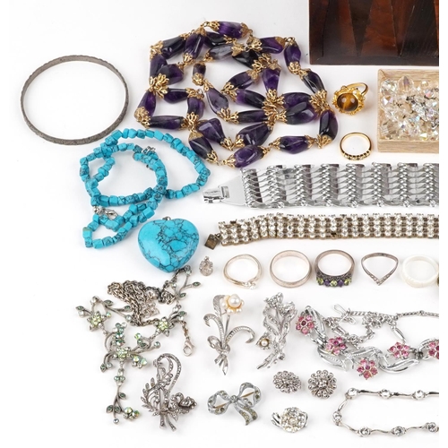 2579 - Antique and later jewellery, some silver, including marcasite brooches, semi precious stone necklace... 