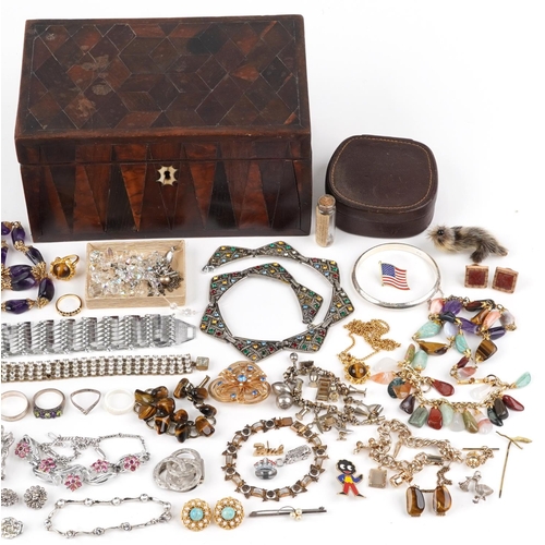 2579 - Antique and later jewellery, some silver, including marcasite brooches, semi precious stone necklace... 