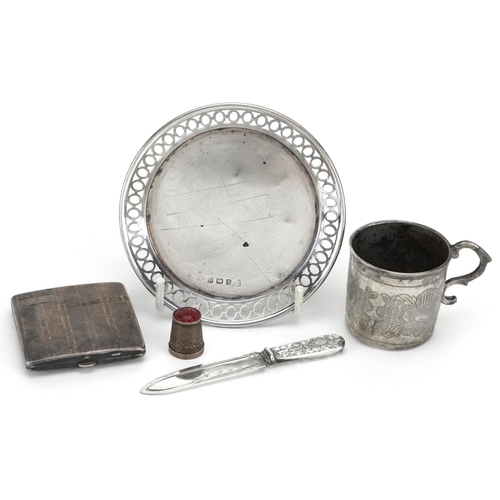 278 - Antique and later silver including a christening cup, carnelian thimble and a Vogue silver plated co... 